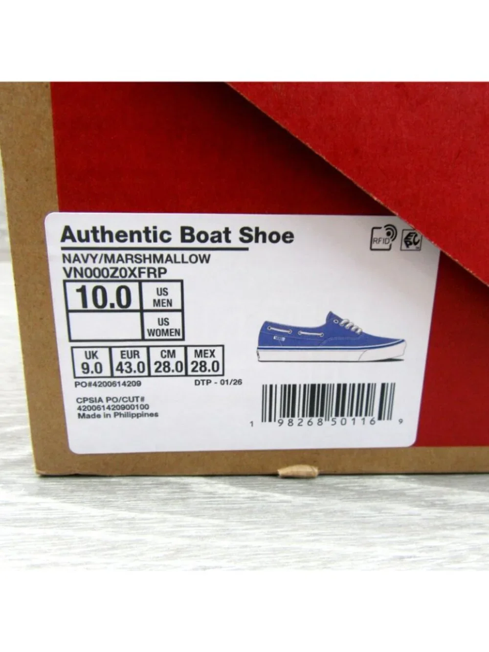 Vans authentic boat